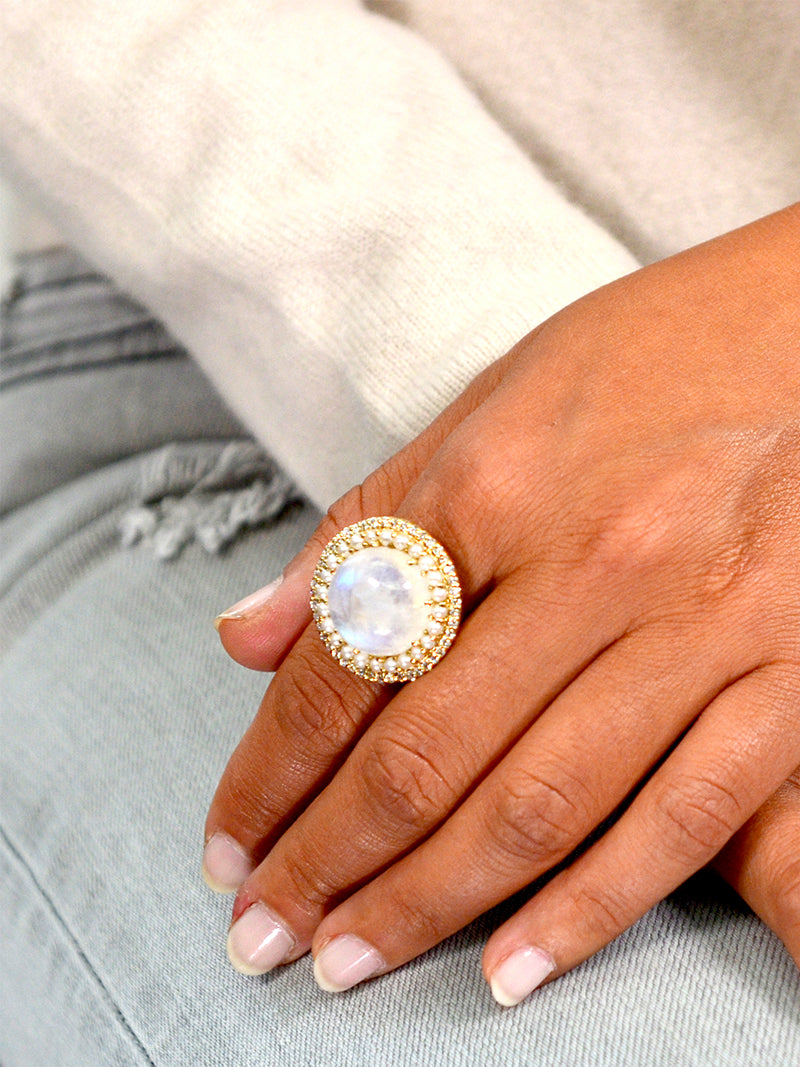 Classique Moonstone, Diamond and Pearl Halo Ring