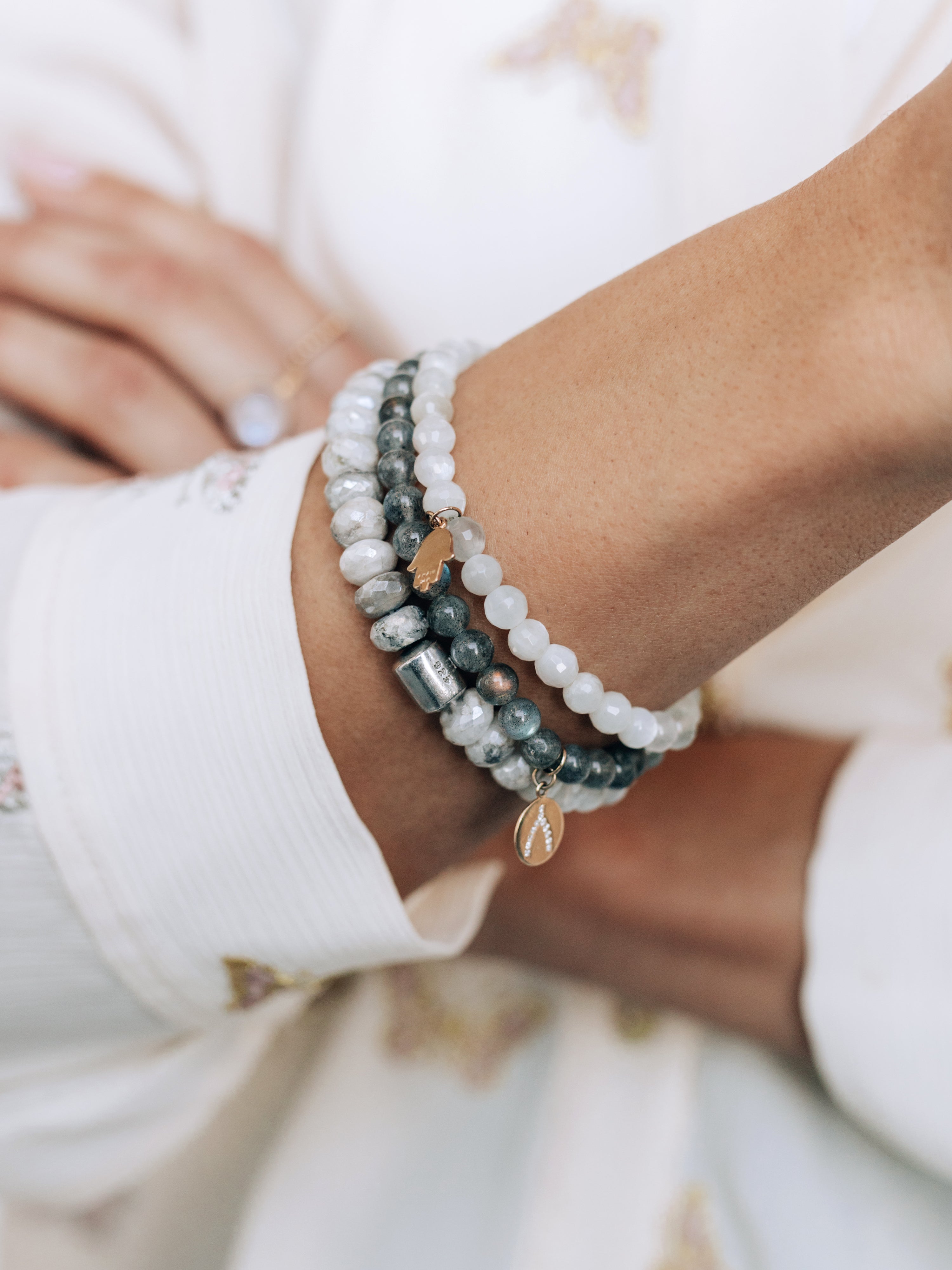 Bohème Hamsa Moonstone Bracelet