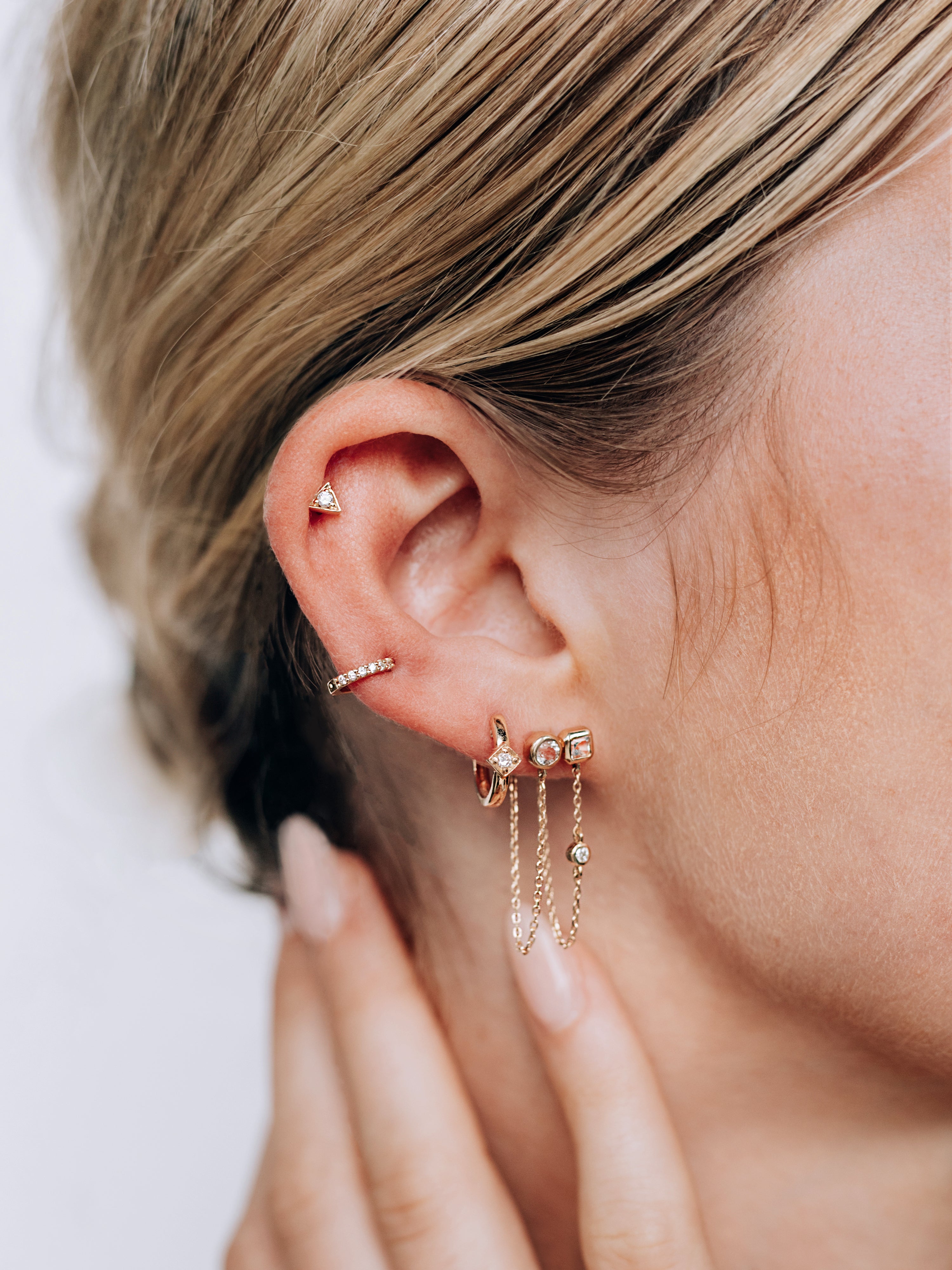 Cléo Triangle Single Stud