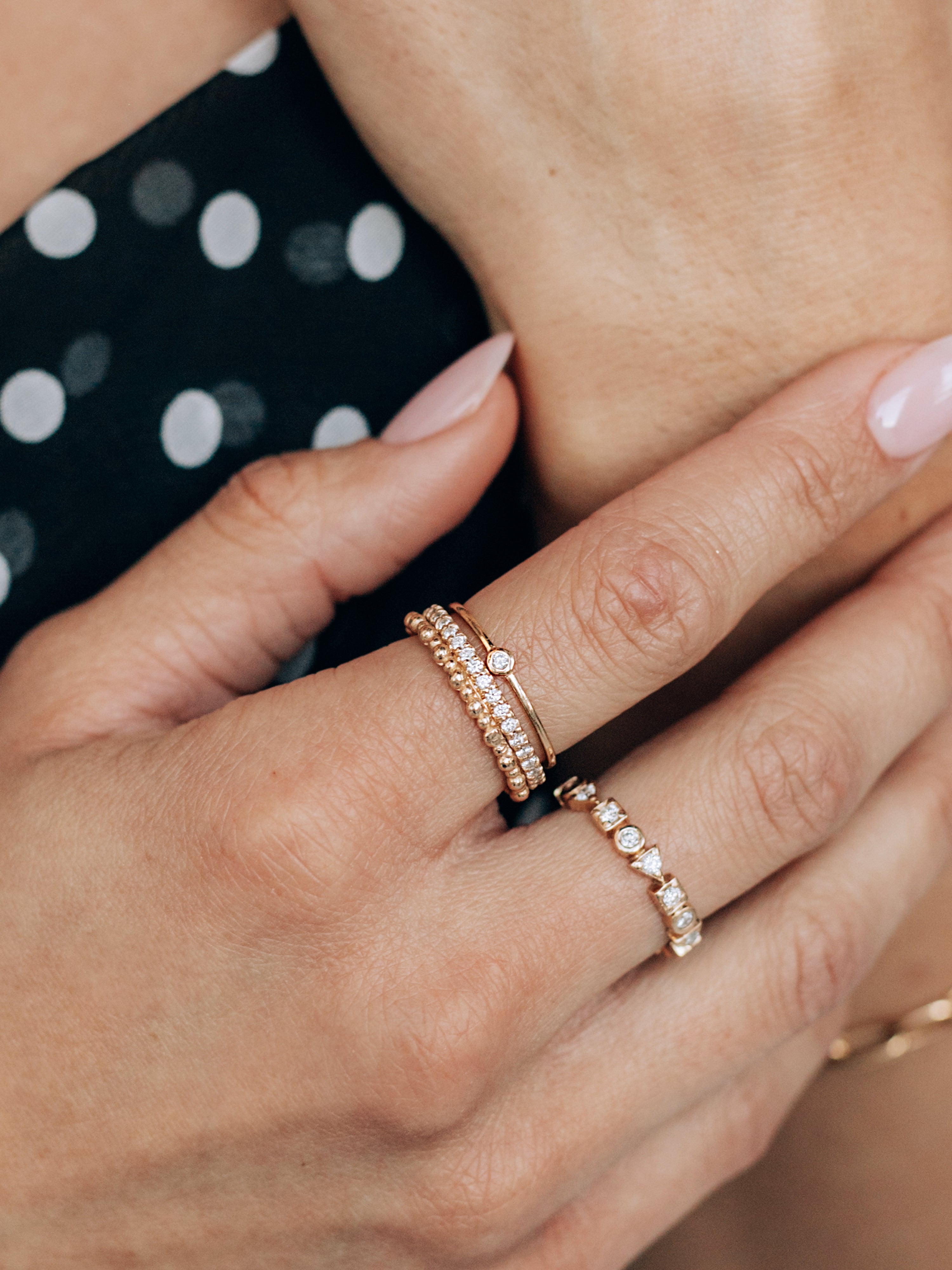 Cléo Round Diamond Stackable Ring