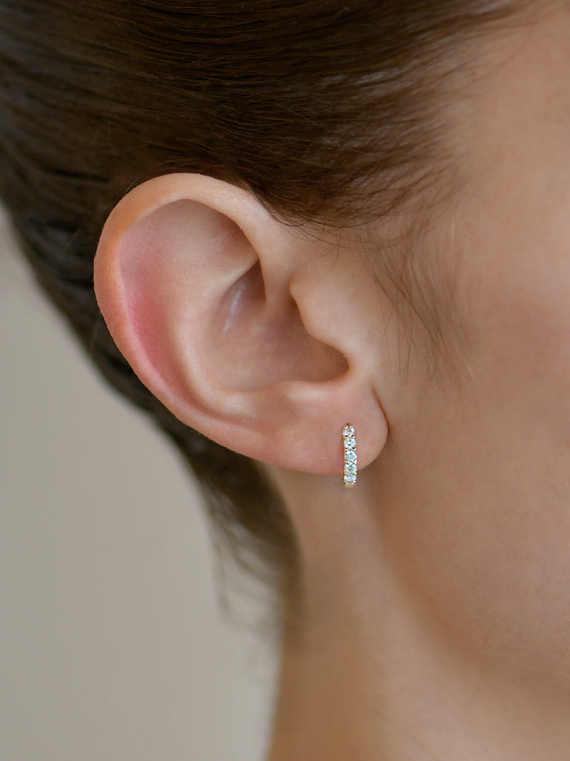 Classique Wide Pavé Mini Single Huggy