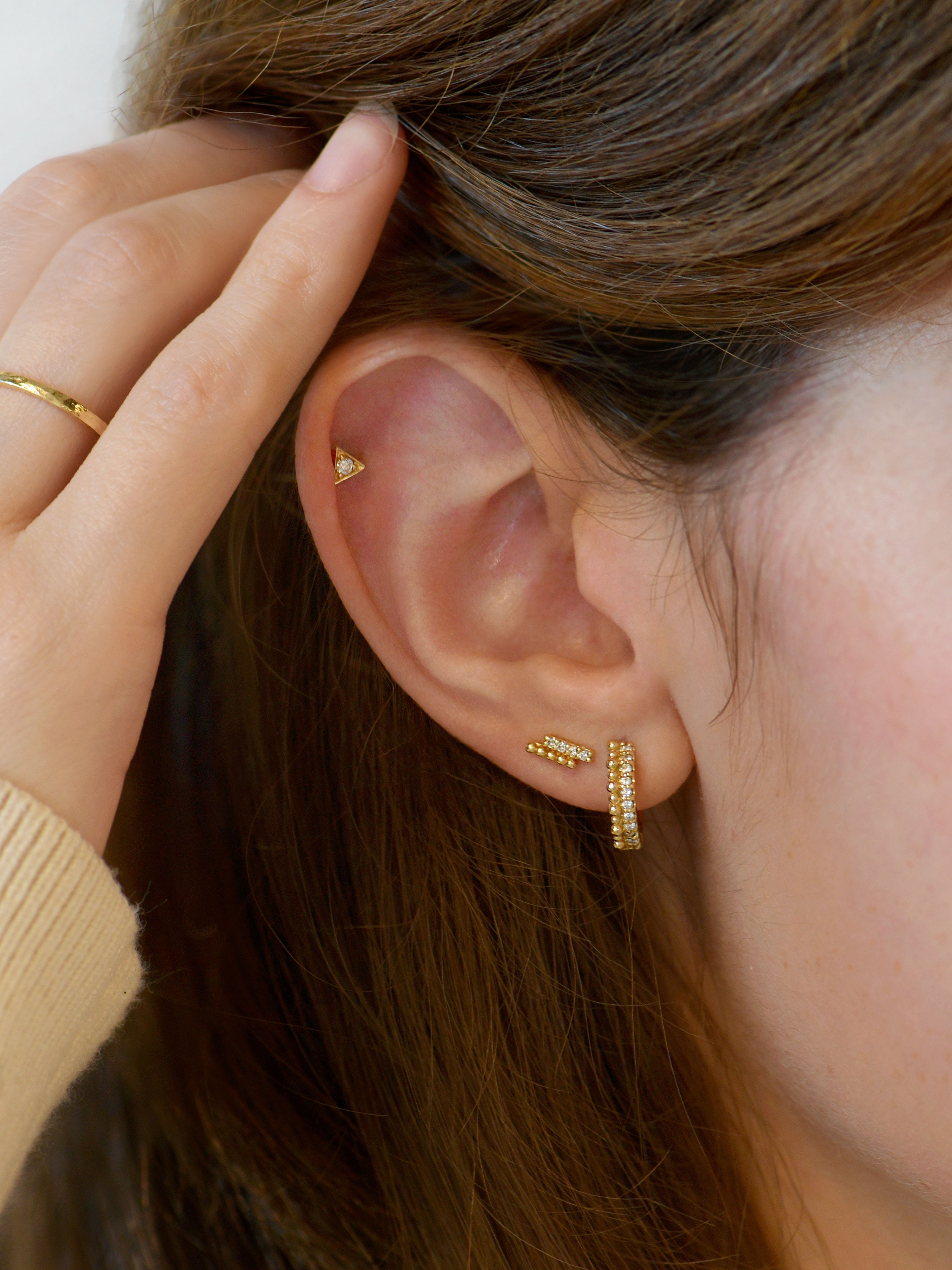 Dew Drop Pavé Bar Single Stud