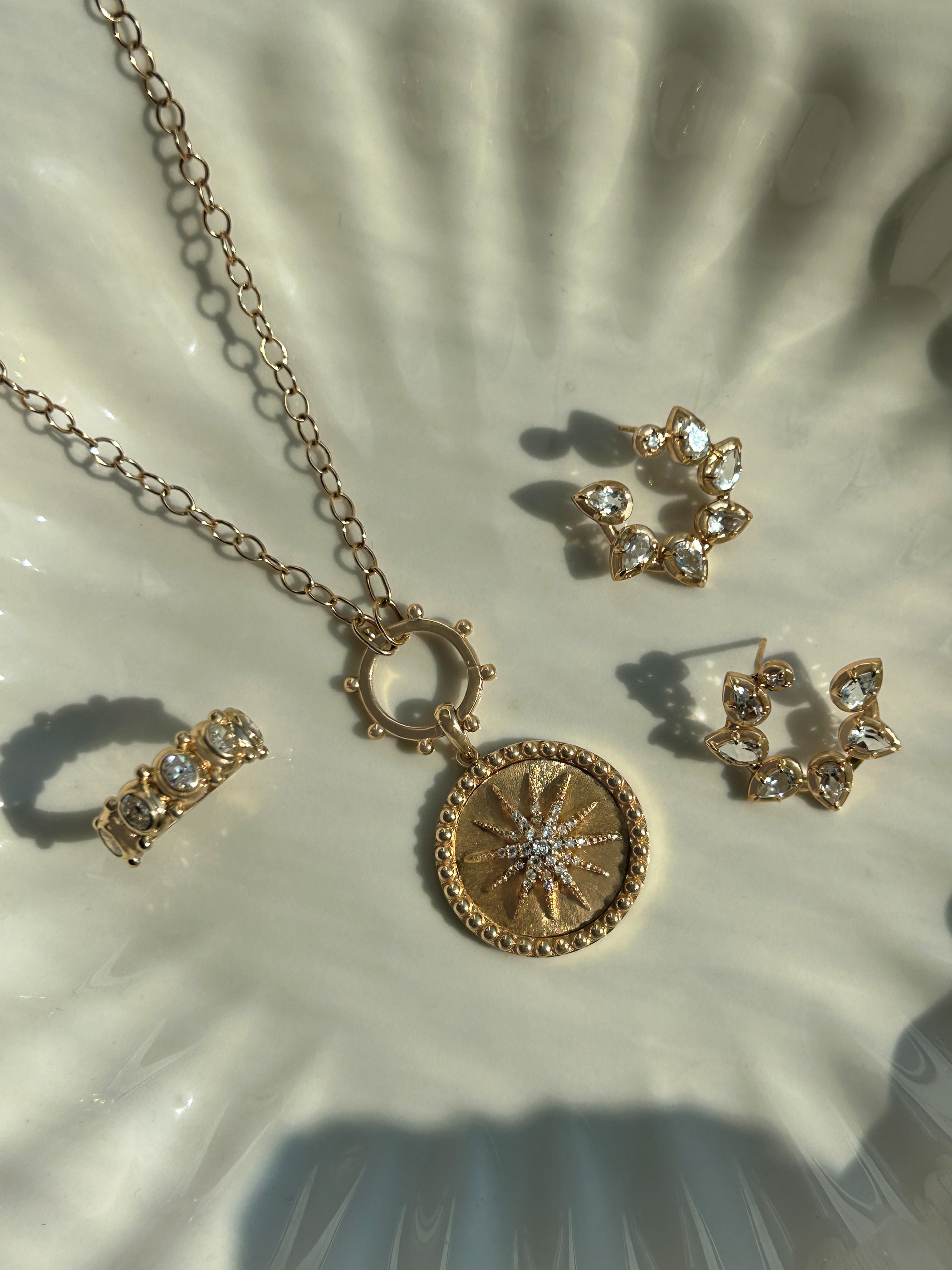 Dew Drop Eve Celestial Burst Medallion