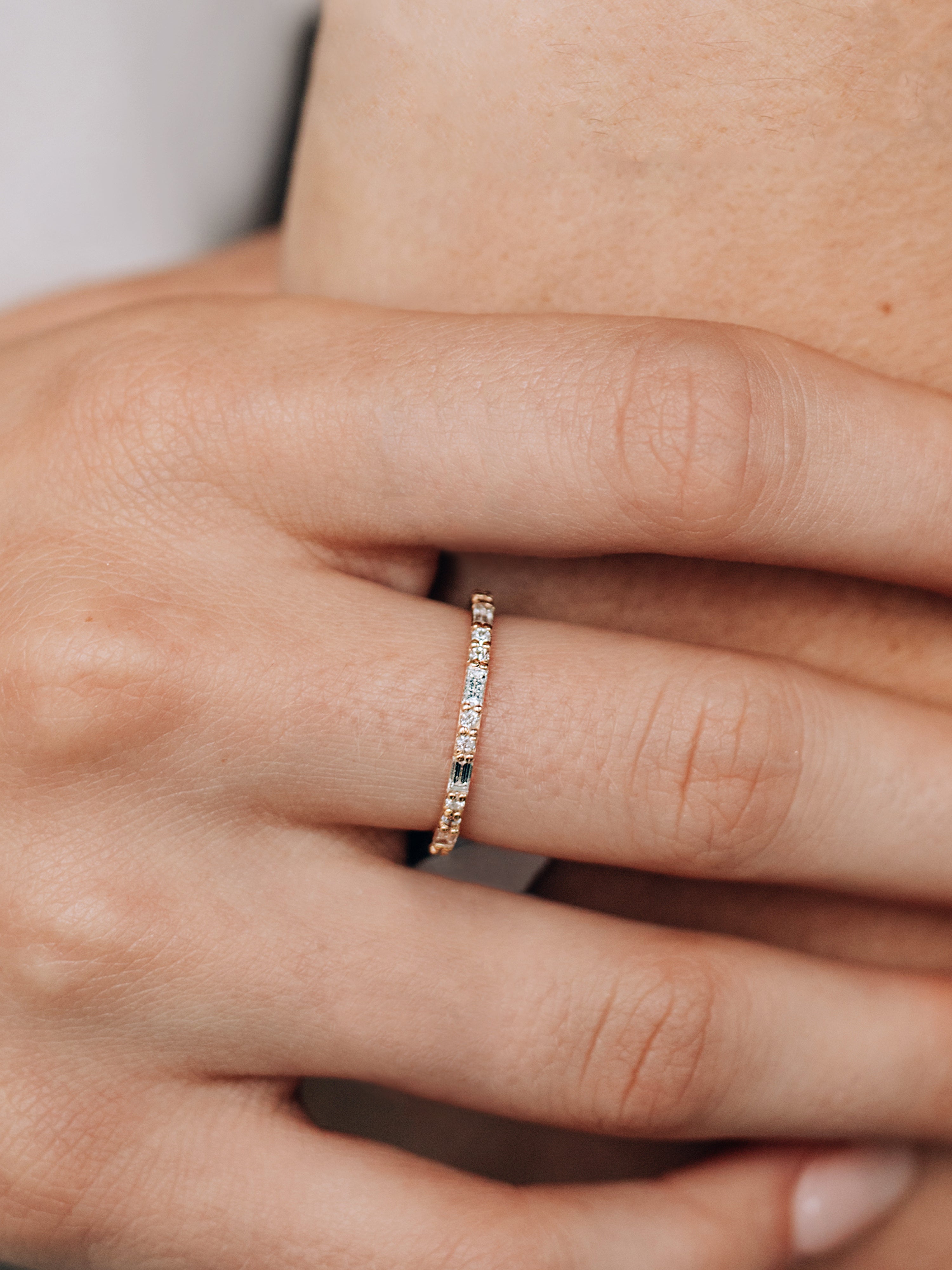 Cléo Deco Baguette Eternity Band