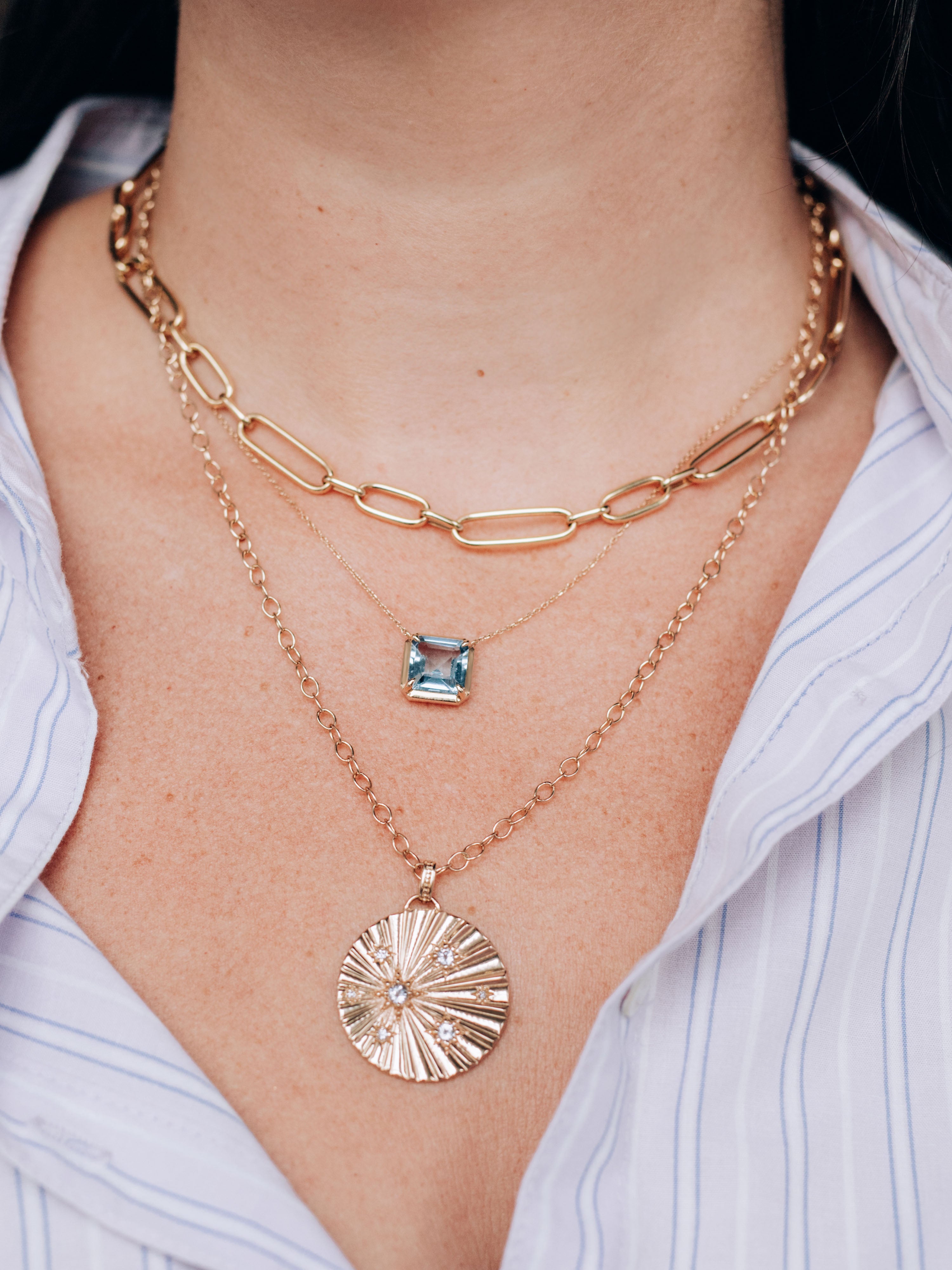 Cléo Carré Daniela Grande Square Necklace