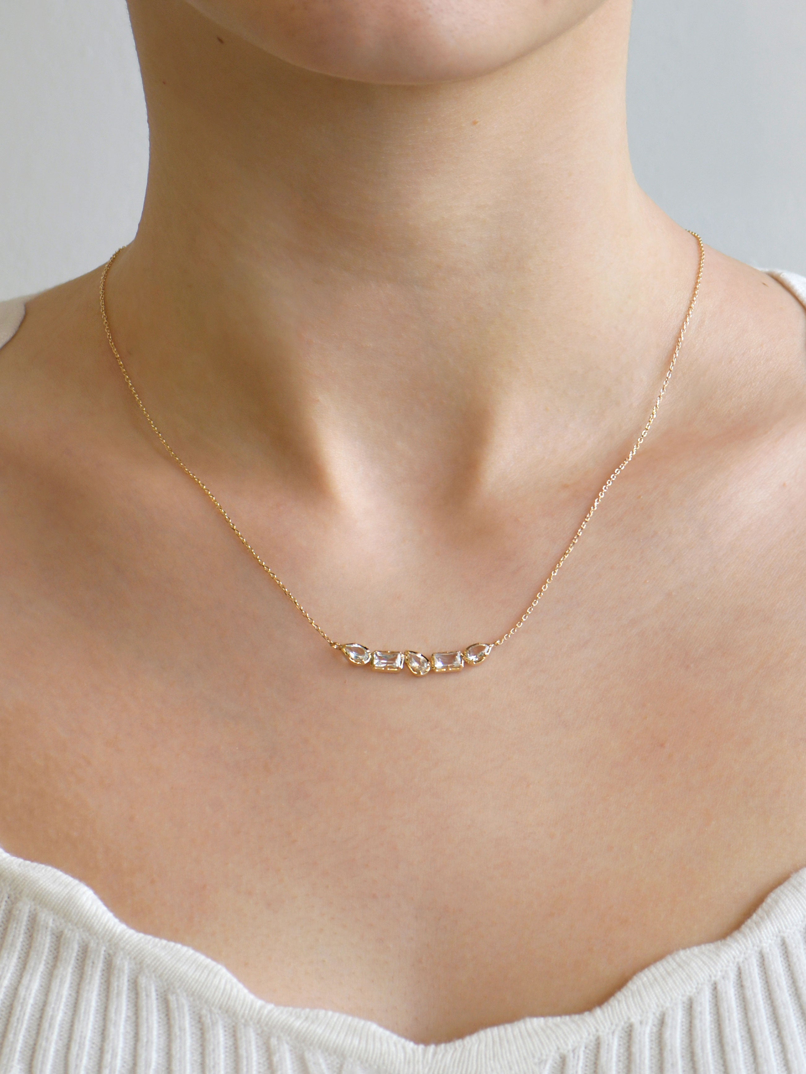 Mélia Rachel Linea Bar Necklace