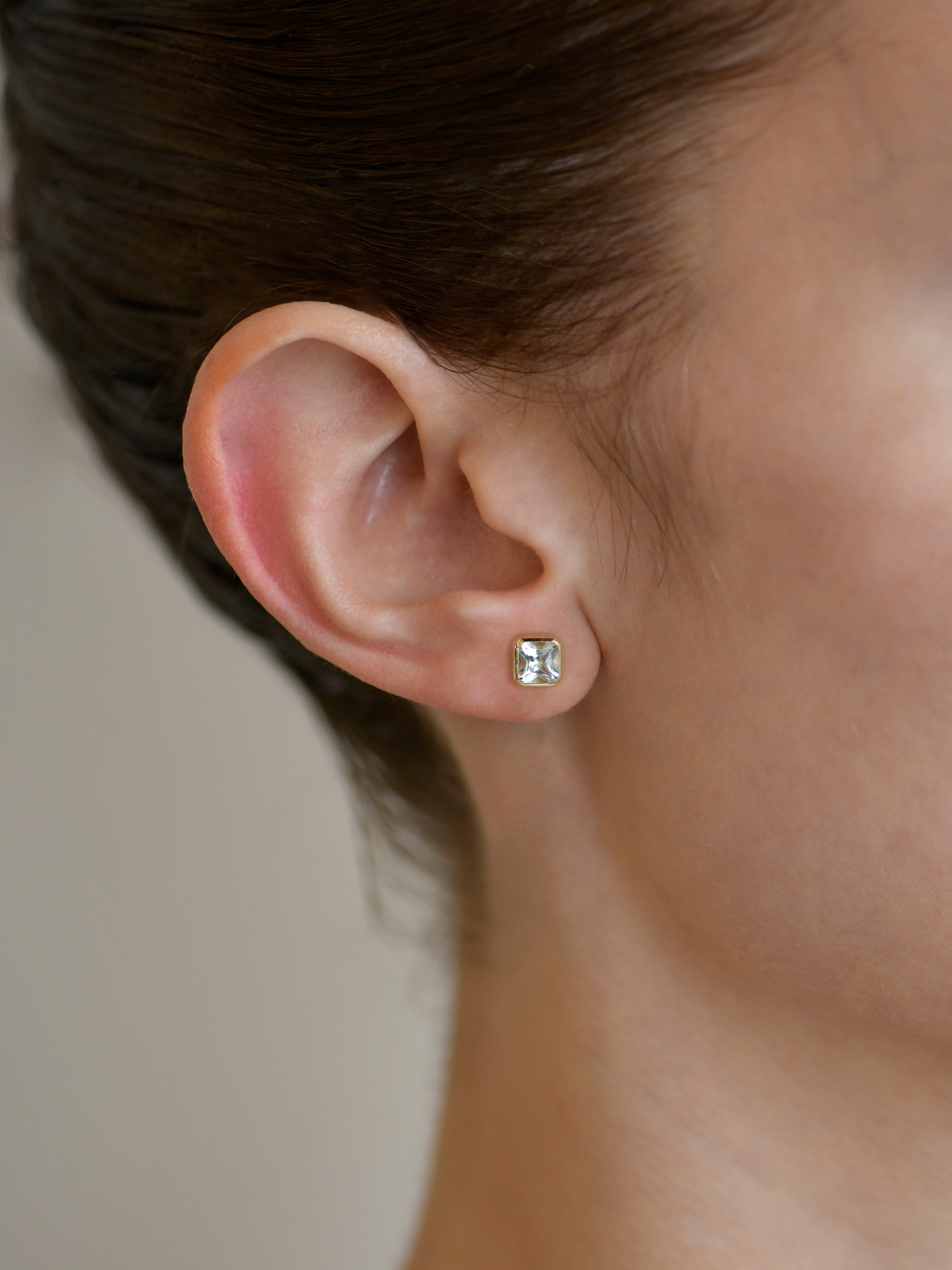 Cléo Jaeda Square Single Stud