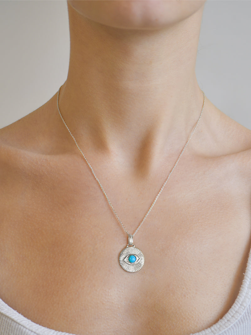 Classique Evil Eye Ripple Fluted Medallion