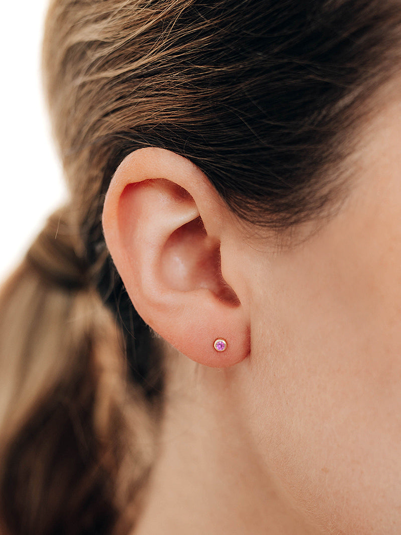 Cléo Round Single Stud