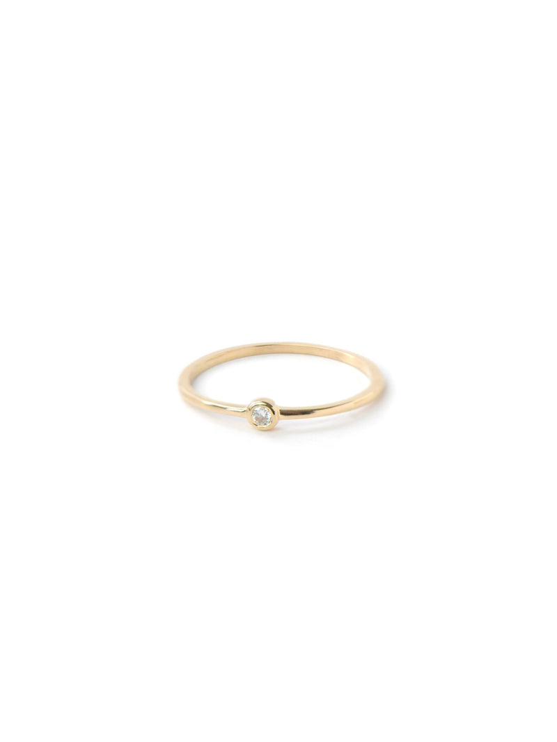 Cléo Round Diamond Stackable Ring