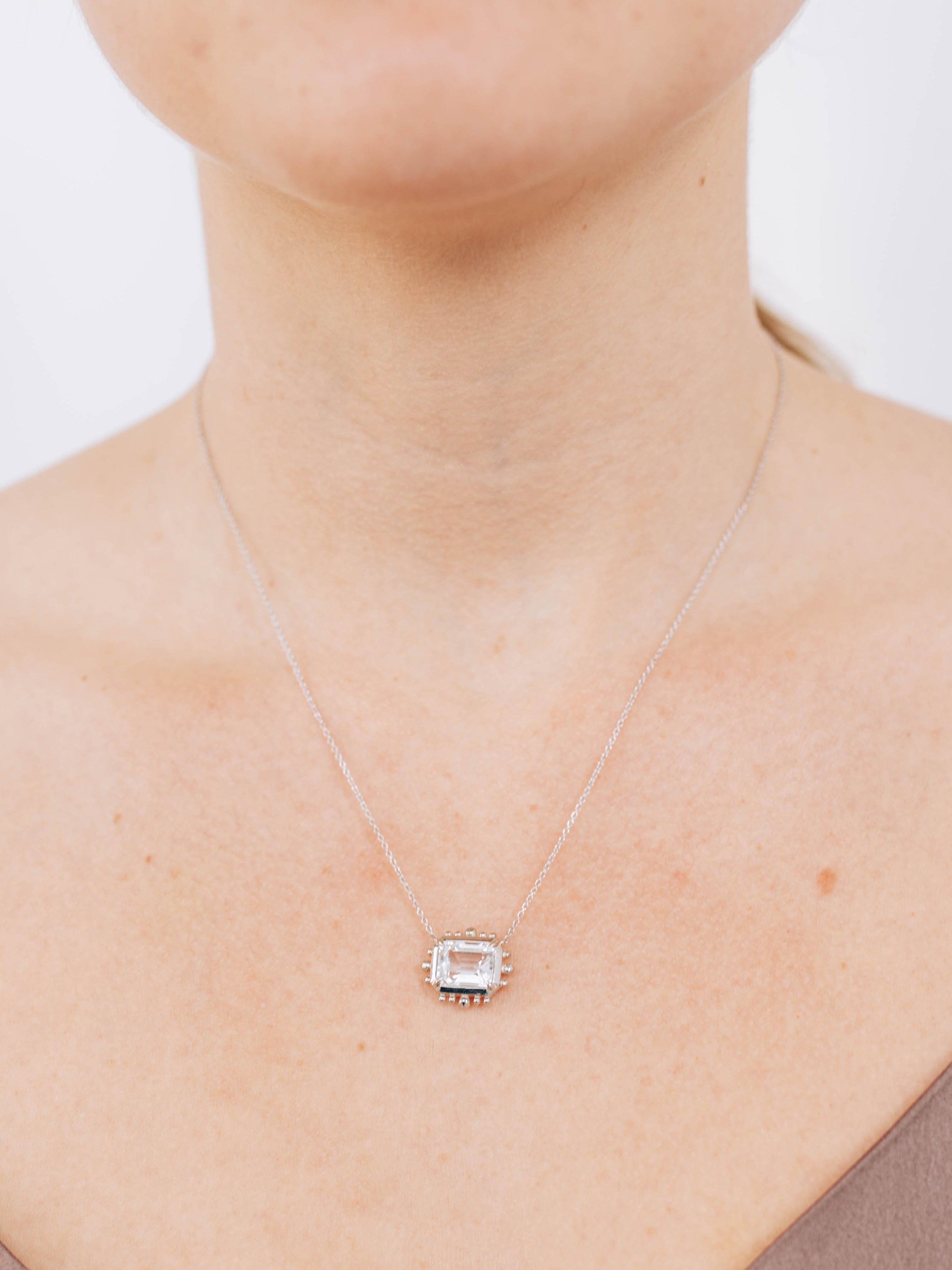 Dew Drop Carré Marine Pendant