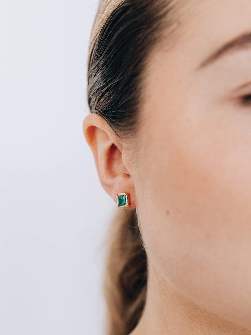 Cléo Carré Emerald Square Studs