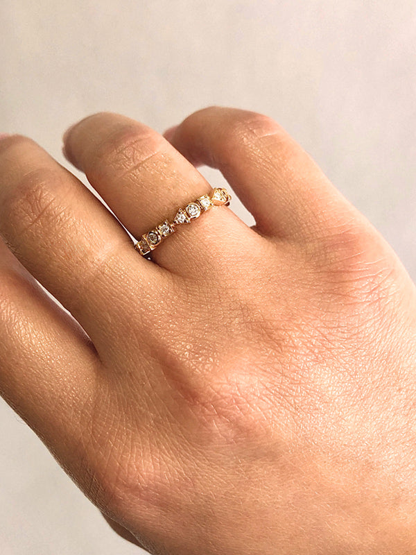 Cléo Geometric Eternity Ring