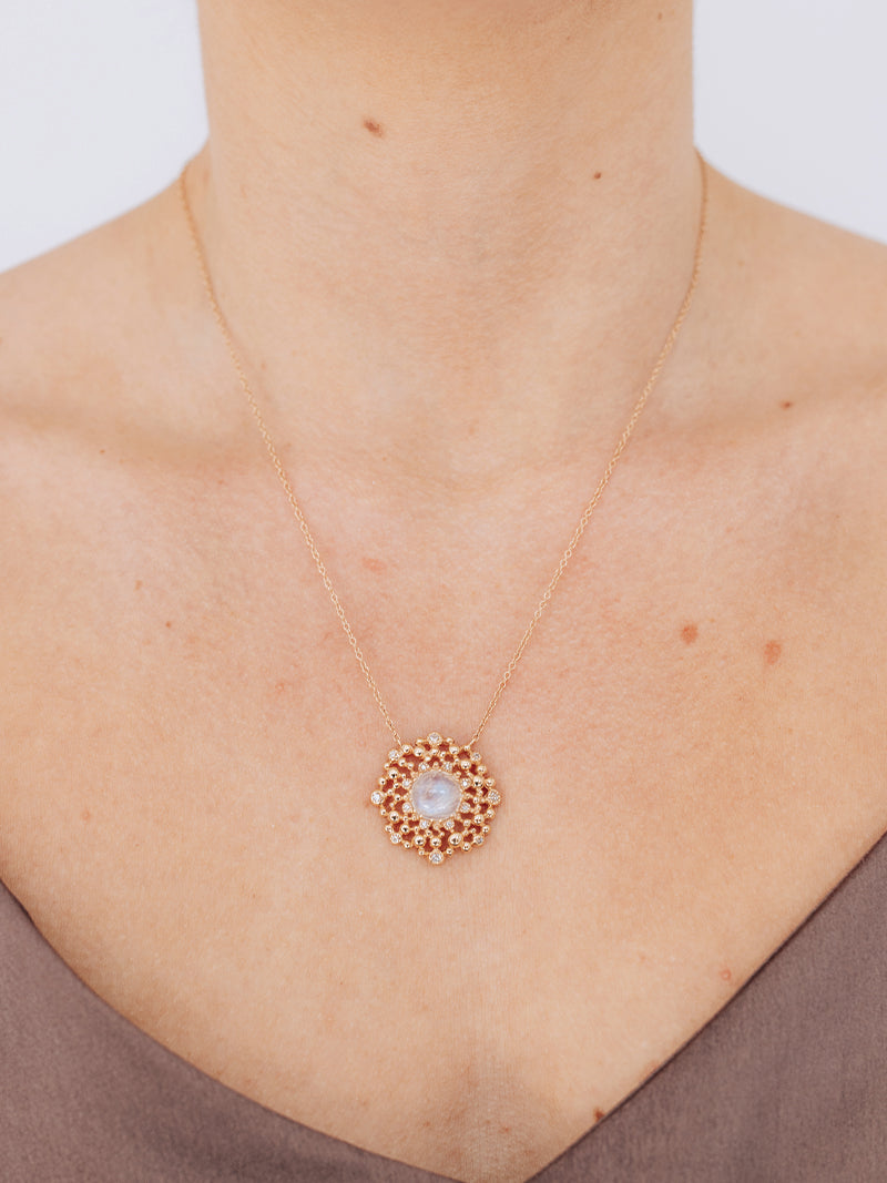 Dew Drop Coralia Moonstone Medallion