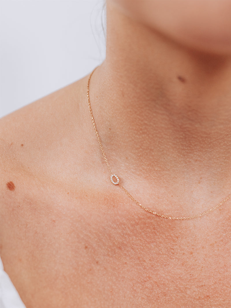 Collier Love Letter Personalisable de A à Z en Pavé