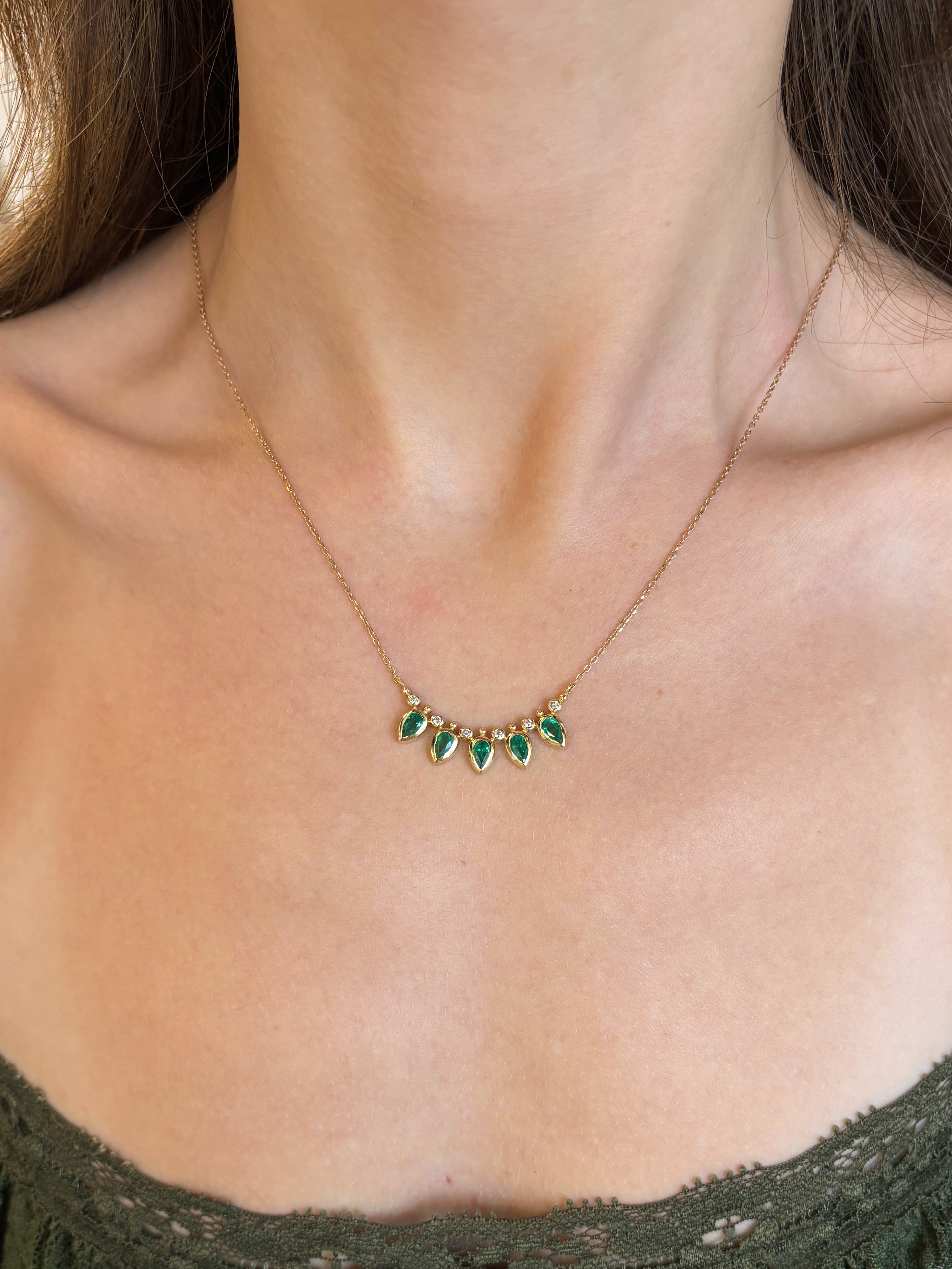 Petal Bouquet Fan Necklace