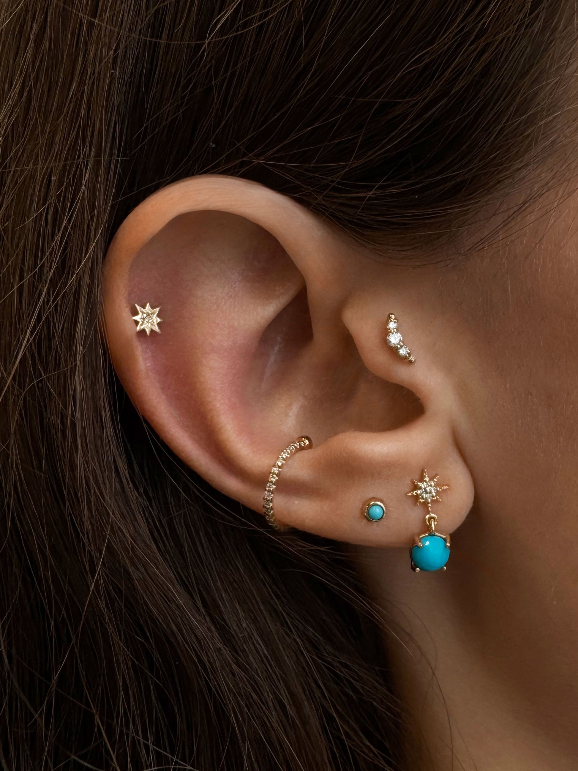 Cléo Round Single Stud