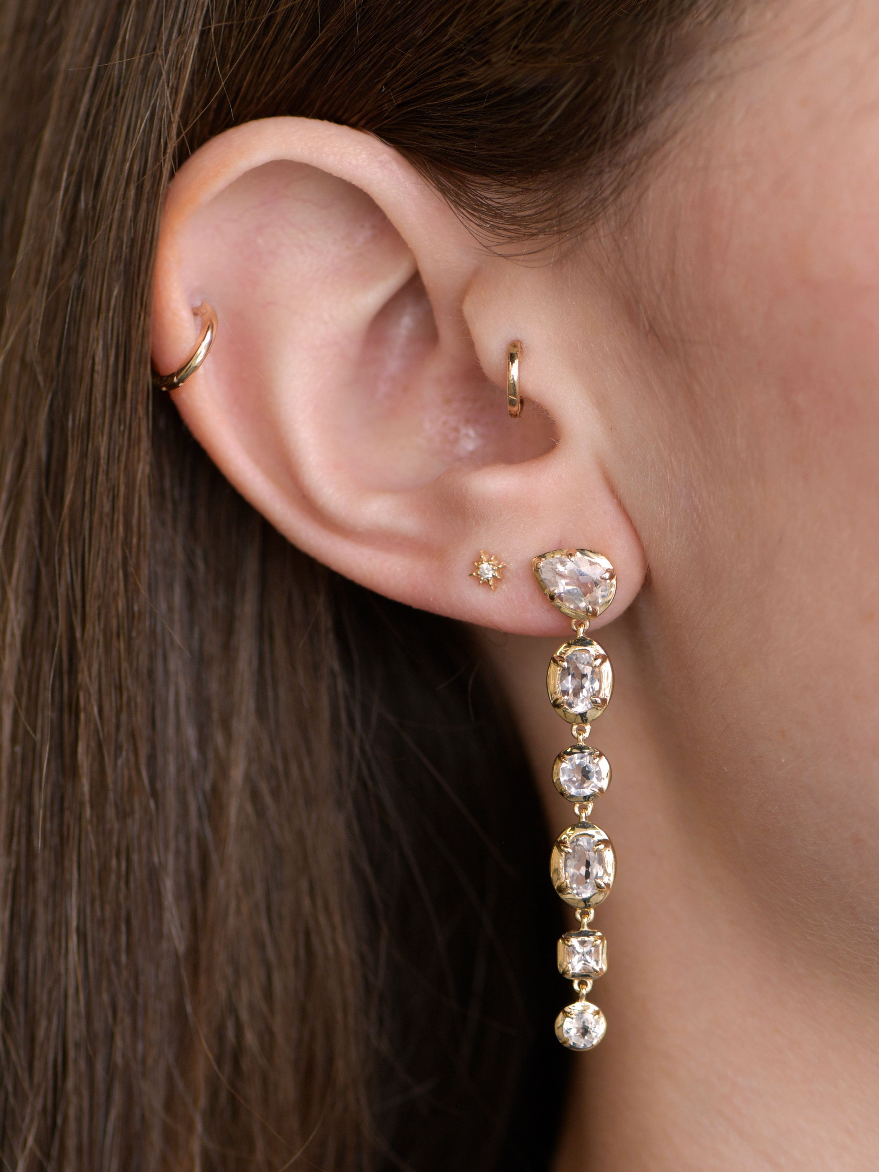 Mélia Pear Linear Earrings