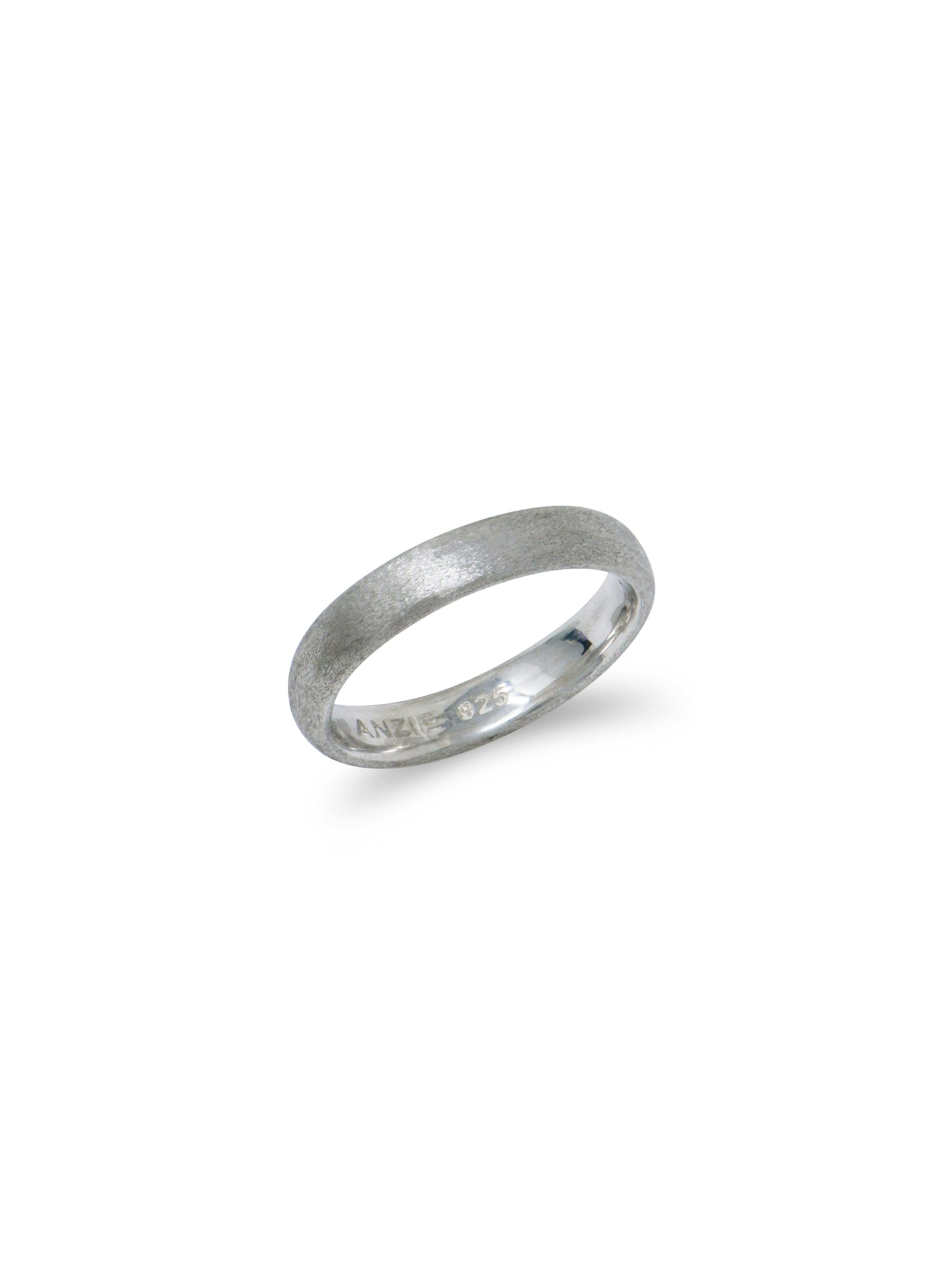 Bague Classique Arrondie 4 mm au Fini Mat