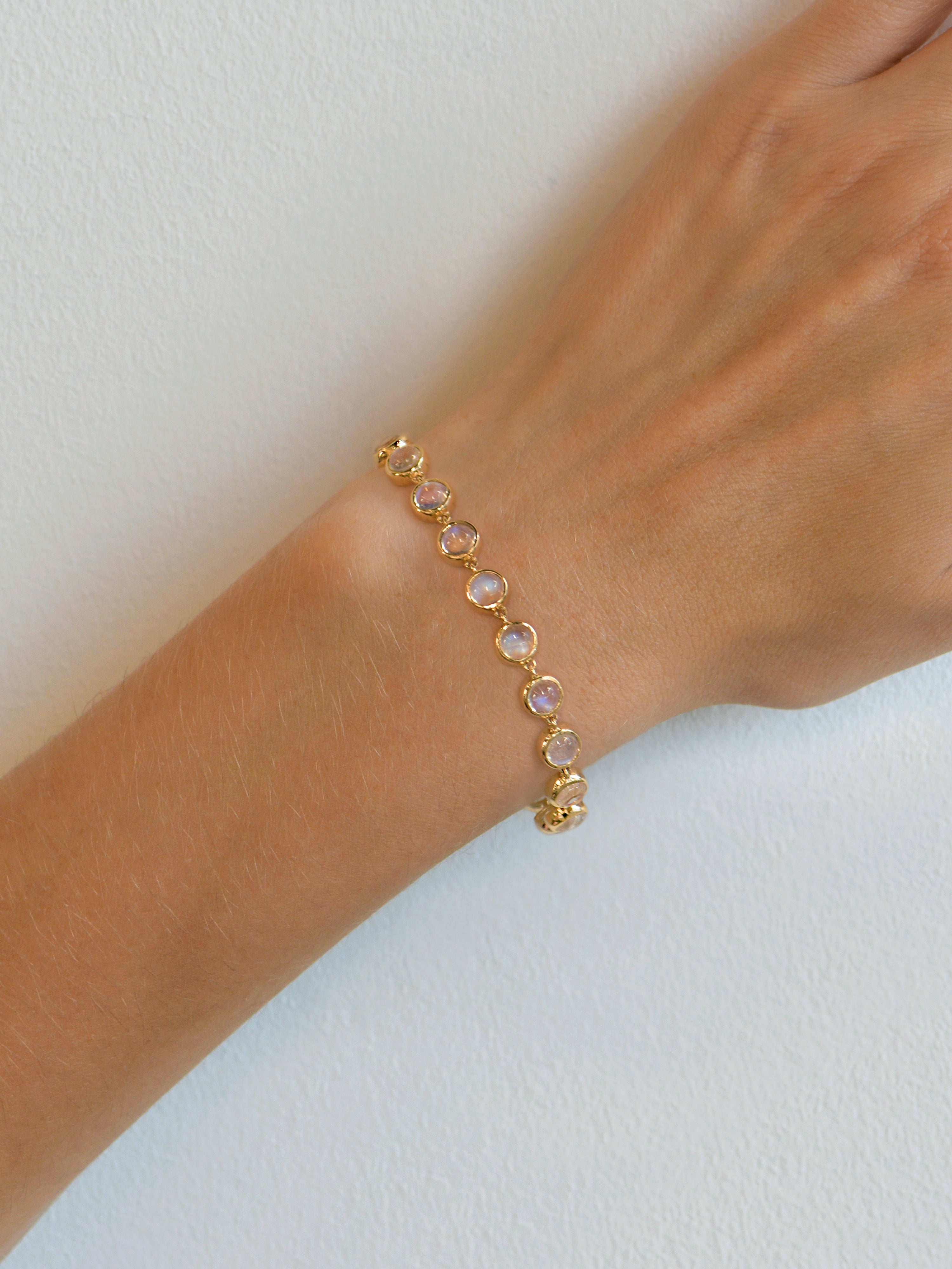 Classique Moonstone Tennis Bracelet