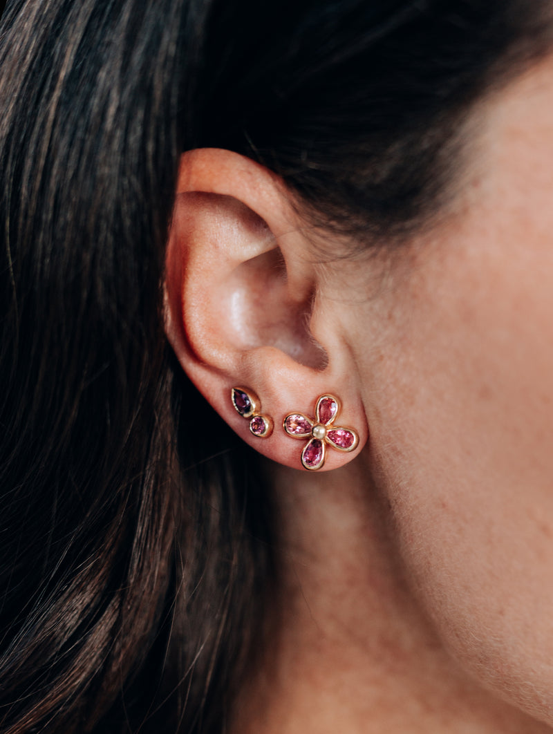 Classique Pear Studs