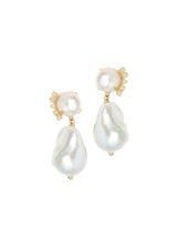 Cléo Baroque Pearl Earrings