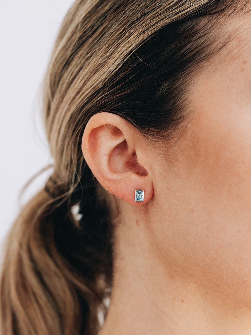 Cléo Carré Baguette Studs