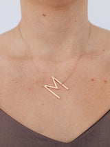 Collier Love Letter à Initiale Surdimensionnée  