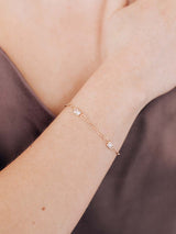 Cléo Carré Paper Clip Bracelet